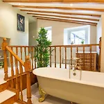 4 Bed In Arkengarthdale Oc-h27492 Holiday home Low Eskcleth