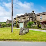 4 Bed In Arkengarthdale Oc-h27492 Holiday home *