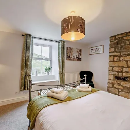 펜션 High Low Eskcleth